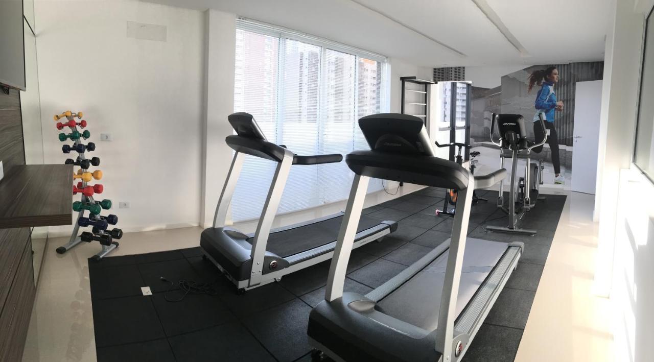 609-Apartamento Encantador, Com 1 Vaga De Garagem, Todo Mobiliado E Decorado, Edificio Com Academia, Lavanderia, Excelente Localizacao No Reboucas, Proximo Ao Batel E Centro Curitiba Exterior foto