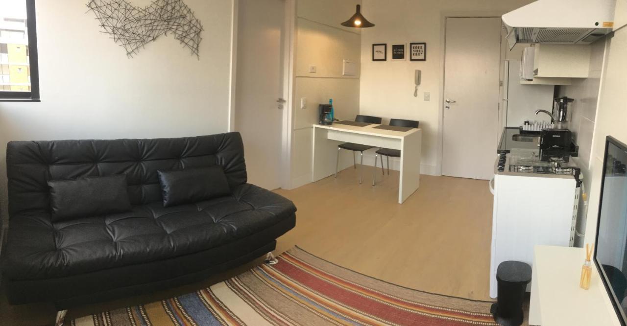 609-Apartamento Encantador, Com 1 Vaga De Garagem, Todo Mobiliado E Decorado, Edificio Com Academia, Lavanderia, Excelente Localizacao No Reboucas, Proximo Ao Batel E Centro Curitiba Exterior foto